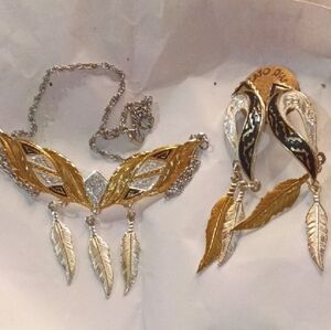 Elegant Gold and Silver Feather Jewelry Set